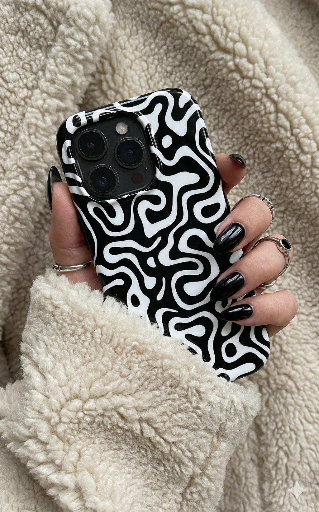 Abstract Black & White Swirl